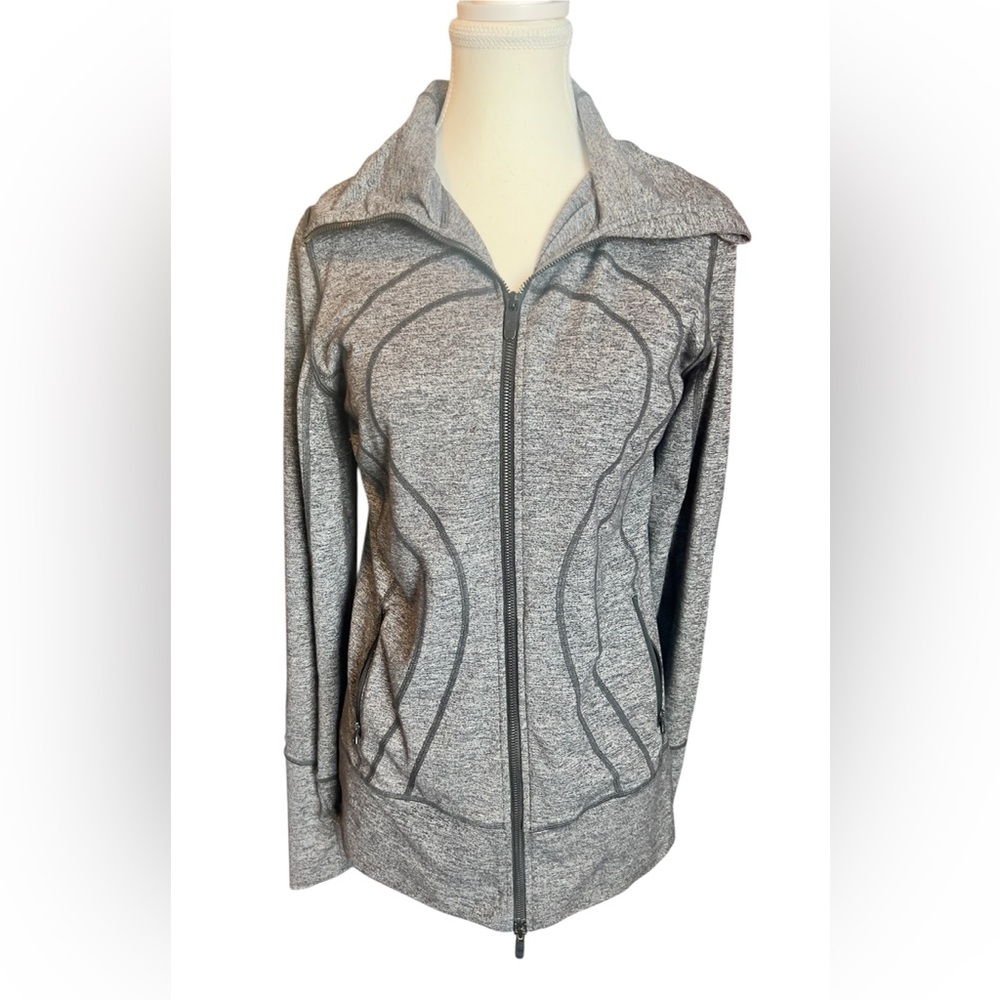 Lululemon Heathered Gray and black Jacket. Size 8